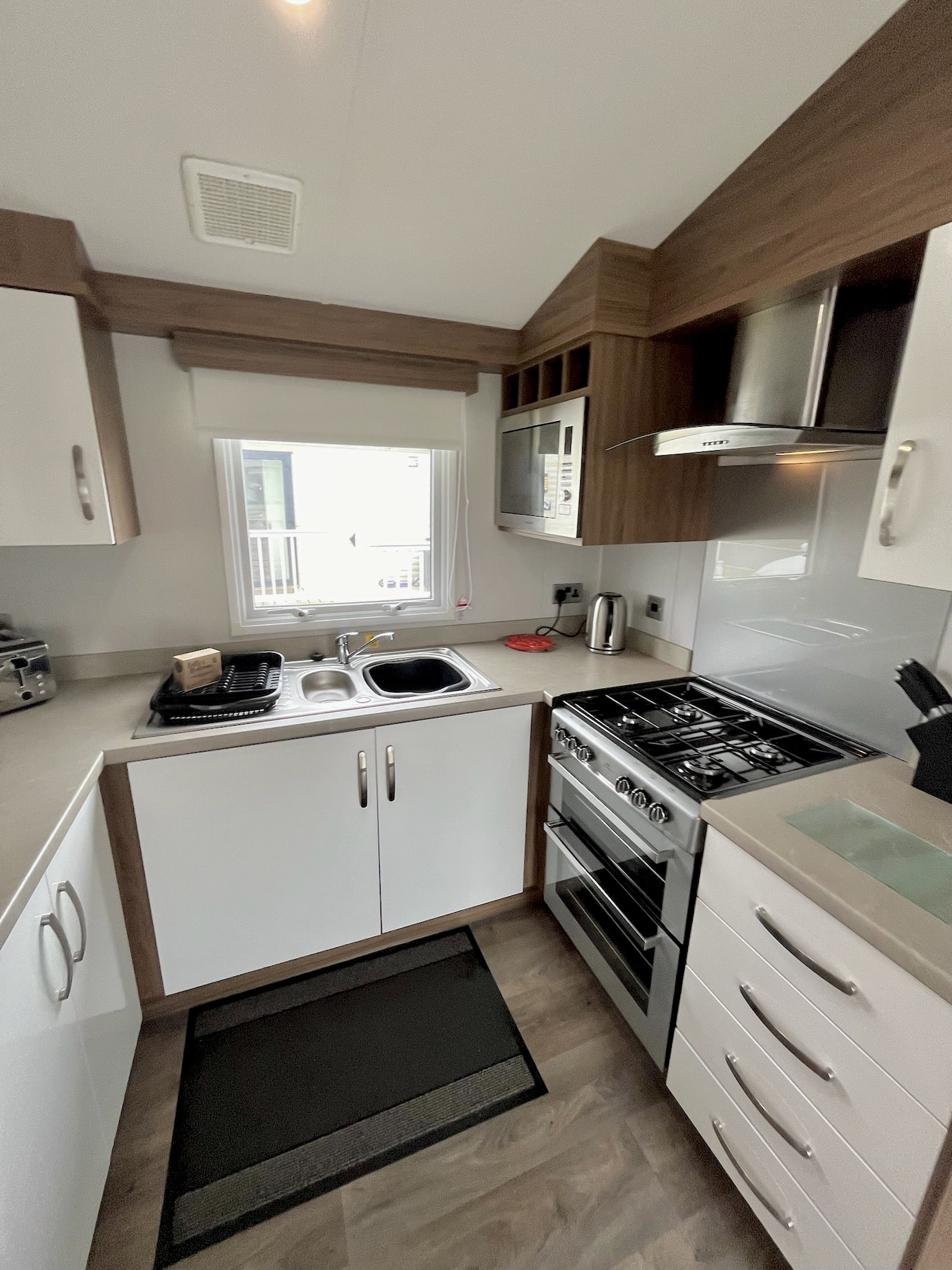 2019 Willerby Avonmore for sale at Pentire Coastal Holiday Park, Bude